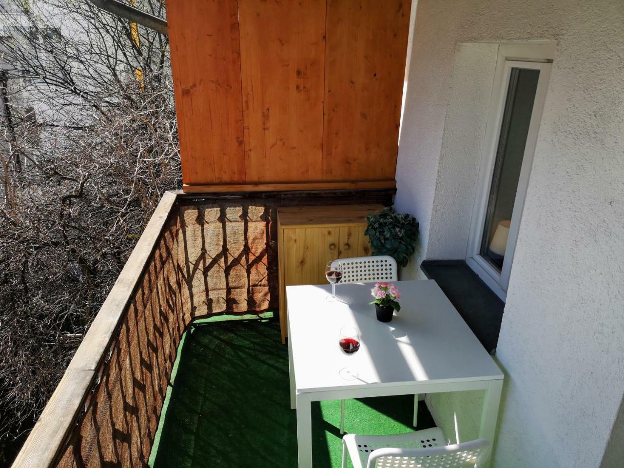 Sankt-Nikolaus City Studio Innsbruck Exterior photo